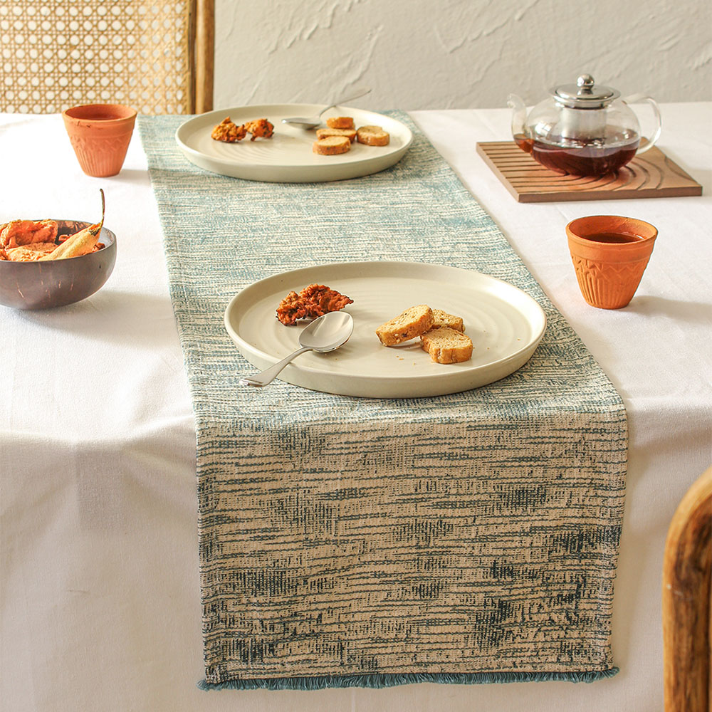 TR-371 Black Cherry/Chocolate/Cream Jute Table Runner